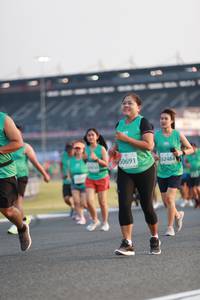 BIB: 0691, 52484
                            <button type="button" onclick="openModal(10571212)" class="btn btn-primary btn-sm float-right btn-popup" data-toggle="modal" data-target=".modal-high-quality">
                        <i class="fas fa-shopping-cart"></i> Add to Cart
                    </button>
                                            <button type="button" onclick="isThisMe(10571212, true)" class="btn btn-success btn-sm float-right btn-popup btn-isme hidden" data-toggle="tooltip" data-placement="bottom" title="นี่คือรูปของคุณใช่ไหม คลิกที่นี่เพื่อเอาเข้าอัลบั้ม">
                        <i class="fas fa-plus"></i> Add to album
                    </button>
                    <button type="button" onclick="isThisMe(10571212, false)" class="btn btn-warning btn-sm float-right btn-popup btn-isnotme hidden">
                        <i class="fas fa-ban"></i> Remove from album
                    </button>