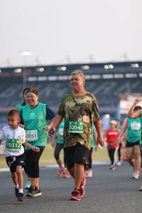 BIB: 52040, 3051, 70312
                            <button type="button" onclick="openModal(10570069)" class="btn btn-primary btn-sm float-right btn-popup" data-toggle="modal" data-target=".modal-high-quality">
                        <i class="fas fa-shopping-cart"></i> Add to Cart
                    </button>
                                            <button type="button" onclick="isThisMe(10570069, true)" class="btn btn-success btn-sm float-right btn-popup btn-isme hidden" data-toggle="tooltip" data-placement="bottom" title="นี่คือรูปของคุณใช่ไหม คลิกที่นี่เพื่อเอาเข้าอัลบั้ม">
                        <i class="fas fa-plus"></i> Add to album
                    </button>
                    <button type="button" onclick="isThisMe(10570069, false)" class="btn btn-warning btn-sm float-right btn-popup btn-isnotme hidden">
                        <i class="fas fa-ban"></i> Remove from album
                    </button>