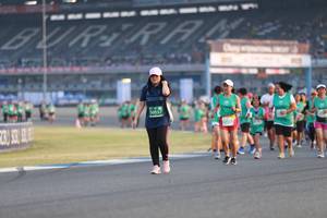 BIB: 50037, 2511
                            <button type="button" onclick="openModal(10569972)" class="btn btn-primary btn-sm float-right btn-popup" data-toggle="modal" data-target=".modal-high-quality">
                        <i class="fas fa-shopping-cart"></i> Add to Cart
                    </button>
                                            <button type="button" onclick="isThisMe(10569972, true)" class="btn btn-success btn-sm float-right btn-popup btn-isme hidden" data-toggle="tooltip" data-placement="bottom" title="นี่คือรูปของคุณใช่ไหม คลิกที่นี่เพื่อเอาเข้าอัลบั้ม">
                        <i class="fas fa-plus"></i> Add to album
                    </button>
                    <button type="button" onclick="isThisMe(10569972, false)" class="btn btn-warning btn-sm float-right btn-popup btn-isnotme hidden">
                        <i class="fas fa-ban"></i> Remove from album
                    </button>