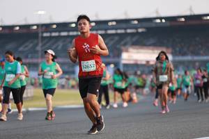 BIB: 2652
                            <button type="button" onclick="openModal(10569959)" class="btn btn-primary btn-sm float-right btn-popup" data-toggle="modal" data-target=".modal-high-quality">
                        <i class="fas fa-shopping-cart"></i> Add to Cart
                    </button>
                                            <button type="button" onclick="isThisMe(10569959, true)" class="btn btn-success btn-sm float-right btn-popup btn-isme hidden" data-toggle="tooltip" data-placement="bottom" title="นี่คือรูปของคุณใช่ไหม คลิกที่นี่เพื่อเอาเข้าอัลบั้ม">
                        <i class="fas fa-plus"></i> Add to album
                    </button>
                    <button type="button" onclick="isThisMe(10569959, false)" class="btn btn-warning btn-sm float-right btn-popup btn-isnotme hidden">
                        <i class="fas fa-ban"></i> Remove from album
                    </button>