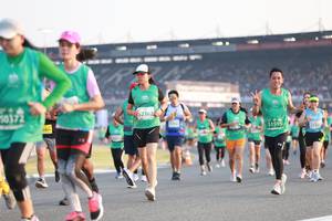 BIB: 50372, 2362, 1450, 51595
                            <button type="button" onclick="openModal(10570939)" class="btn btn-primary btn-sm float-right btn-popup" data-toggle="modal" data-target=".modal-high-quality">
                        <i class="fas fa-shopping-cart"></i> Add to Cart
                    </button>
                                            <button type="button" onclick="isThisMe(10570939, true)" class="btn btn-success btn-sm float-right btn-popup btn-isme hidden" data-toggle="tooltip" data-placement="bottom" title="นี่คือรูปของคุณใช่ไหม คลิกที่นี่เพื่อเอาเข้าอัลบั้ม">
                        <i class="fas fa-plus"></i> Add to album
                    </button>
                    <button type="button" onclick="isThisMe(10570939, false)" class="btn btn-warning btn-sm float-right btn-popup btn-isnotme hidden">
                        <i class="fas fa-ban"></i> Remove from album
                    </button>