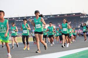 BIB: 51576, 52618, 50578, 507011
                            <button type="button" onclick="openModal(10570979)" class="btn btn-primary btn-sm float-right btn-popup" data-toggle="modal" data-target=".modal-high-quality">
                        <i class="fas fa-shopping-cart"></i> Add to Cart
                    </button>
                                            <button type="button" onclick="isThisMe(10570979, true)" class="btn btn-success btn-sm float-right btn-popup btn-isme hidden" data-toggle="tooltip" data-placement="bottom" title="นี่คือรูปของคุณใช่ไหม คลิกที่นี่เพื่อเอาเข้าอัลบั้ม">
                        <i class="fas fa-plus"></i> Add to album
                    </button>
                    <button type="button" onclick="isThisMe(10570979, false)" class="btn btn-warning btn-sm float-right btn-popup btn-isnotme hidden">
                        <i class="fas fa-ban"></i> Remove from album
                    </button>