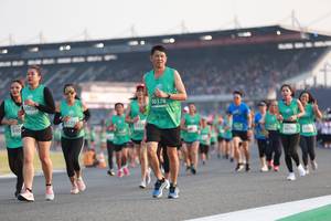 BIB: 50378, 50657, 5257, 071, 510
                            <button type="button" onclick="openModal(10570995)" class="btn btn-primary btn-sm float-right btn-popup" data-toggle="modal" data-target=".modal-high-quality">
                        <i class="fas fa-shopping-cart"></i> Add to Cart
                    </button>
                                            <button type="button" onclick="isThisMe(10570995, true)" class="btn btn-success btn-sm float-right btn-popup btn-isme hidden" data-toggle="tooltip" data-placement="bottom" title="นี่คือรูปของคุณใช่ไหม คลิกที่นี่เพื่อเอาเข้าอัลบั้ม">
                        <i class="fas fa-plus"></i> Add to album
                    </button>
                    <button type="button" onclick="isThisMe(10570995, false)" class="btn btn-warning btn-sm float-right btn-popup btn-isnotme hidden">
                        <i class="fas fa-ban"></i> Remove from album
                    </button>