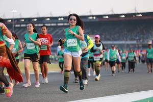 BIB: 52406, 51089, 71442, 755
                            <button type="button" onclick="openModal(10570144)" class="btn btn-primary btn-sm float-right btn-popup" data-toggle="modal" data-target=".modal-high-quality">
                        <i class="fas fa-shopping-cart"></i> Add to Cart
                    </button>
                                            <button type="button" onclick="isThisMe(10570144, true)" class="btn btn-success btn-sm float-right btn-popup btn-isme hidden" data-toggle="tooltip" data-placement="bottom" title="นี่คือรูปของคุณใช่ไหม คลิกที่นี่เพื่อเอาเข้าอัลบั้ม">
                        <i class="fas fa-plus"></i> Add to album
                    </button>
                    <button type="button" onclick="isThisMe(10570144, false)" class="btn btn-warning btn-sm float-right btn-popup btn-isnotme hidden">
                        <i class="fas fa-ban"></i> Remove from album
                    </button>