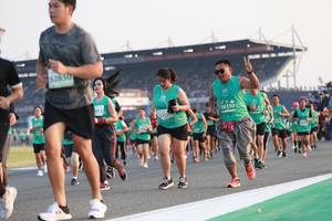 BIB: 52830, 413, 50350, 5115
                            <button type="button" onclick="openModal(10571081)" class="btn btn-primary btn-sm float-right btn-popup" data-toggle="modal" data-target=".modal-high-quality">
                        <i class="fas fa-shopping-cart"></i> Add to Cart
                    </button>
                                            <button type="button" onclick="isThisMe(10571081, true)" class="btn btn-success btn-sm float-right btn-popup btn-isme hidden" data-toggle="tooltip" data-placement="bottom" title="นี่คือรูปของคุณใช่ไหม คลิกที่นี่เพื่อเอาเข้าอัลบั้ม">
                        <i class="fas fa-plus"></i> Add to album
                    </button>
                    <button type="button" onclick="isThisMe(10571081, false)" class="btn btn-warning btn-sm float-right btn-popup btn-isnotme hidden">
                        <i class="fas fa-ban"></i> Remove from album
                    </button>