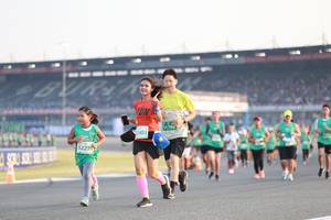 BIB: 1788, 403, 52230
                            <button type="button" onclick="openModal(10570909)" class="btn btn-primary btn-sm float-right btn-popup" data-toggle="modal" data-target=".modal-high-quality">
                        <i class="fas fa-shopping-cart"></i> Add to Cart
                    </button>
                                            <button type="button" onclick="isThisMe(10570909, true)" class="btn btn-success btn-sm float-right btn-popup btn-isme hidden" data-toggle="tooltip" data-placement="bottom" title="นี่คือรูปของคุณใช่ไหม คลิกที่นี่เพื่อเอาเข้าอัลบั้ม">
                        <i class="fas fa-plus"></i> Add to album
                    </button>
                    <button type="button" onclick="isThisMe(10570909, false)" class="btn btn-warning btn-sm float-right btn-popup btn-isnotme hidden">
                        <i class="fas fa-ban"></i> Remove from album
                    </button>