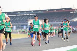 BIB: 50726, 218, 50787, 502
                            <button type="button" onclick="openModal(10570784)" class="btn btn-primary btn-sm float-right btn-popup" data-toggle="modal" data-target=".modal-high-quality">
                        <i class="fas fa-shopping-cart"></i> Add to Cart
                    </button>
                                            <button type="button" onclick="isThisMe(10570784, true)" class="btn btn-success btn-sm float-right btn-popup btn-isme hidden" data-toggle="tooltip" data-placement="bottom" title="นี่คือรูปของคุณใช่ไหม คลิกที่นี่เพื่อเอาเข้าอัลบั้ม">
                        <i class="fas fa-plus"></i> Add to album
                    </button>
                    <button type="button" onclick="isThisMe(10570784, false)" class="btn btn-warning btn-sm float-right btn-popup btn-isnotme hidden">
                        <i class="fas fa-ban"></i> Remove from album
                    </button>