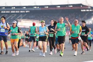 BIB: 0122, 52946, 51163, 52044, 70974
                            <button type="button" onclick="openModal(10570944)" class="btn btn-primary btn-sm float-right btn-popup" data-toggle="modal" data-target=".modal-high-quality">
                        <i class="fas fa-shopping-cart"></i> Add to Cart
                    </button>
                                            <button type="button" onclick="isThisMe(10570944, true)" class="btn btn-success btn-sm float-right btn-popup btn-isme hidden" data-toggle="tooltip" data-placement="bottom" title="นี่คือรูปของคุณใช่ไหม คลิกที่นี่เพื่อเอาเข้าอัลบั้ม">
                        <i class="fas fa-plus"></i> Add to album
                    </button>
                    <button type="button" onclick="isThisMe(10570944, false)" class="btn btn-warning btn-sm float-right btn-popup btn-isnotme hidden">
                        <i class="fas fa-ban"></i> Remove from album
                    </button>