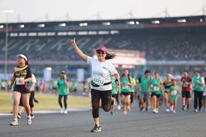 BIB: 2712
                            <button type="button" onclick="openModal(10569998)" class="btn btn-primary btn-sm float-right btn-popup" data-toggle="modal" data-target=".modal-high-quality">
                        <i class="fas fa-shopping-cart"></i> Add to Cart
                    </button>
                                            <button type="button" onclick="isThisMe(10569998, true)" class="btn btn-success btn-sm float-right btn-popup btn-isme hidden" data-toggle="tooltip" data-placement="bottom" title="นี่คือรูปของคุณใช่ไหม คลิกที่นี่เพื่อเอาเข้าอัลบั้ม">
                        <i class="fas fa-plus"></i> Add to album
                    </button>
                    <button type="button" onclick="isThisMe(10569998, false)" class="btn btn-warning btn-sm float-right btn-popup btn-isnotme hidden">
                        <i class="fas fa-ban"></i> Remove from album
                    </button>