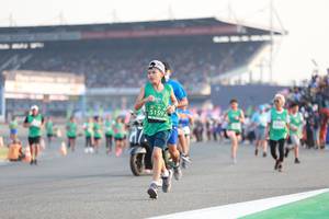 BIB: 51592
                            <button type="button" onclick="openModal(10570693)" class="btn btn-primary btn-sm float-right btn-popup" data-toggle="modal" data-target=".modal-high-quality">
                        <i class="fas fa-shopping-cart"></i> Add to Cart
                    </button>
                                            <button type="button" onclick="isThisMe(10570693, true)" class="btn btn-success btn-sm float-right btn-popup btn-isme hidden" data-toggle="tooltip" data-placement="bottom" title="นี่คือรูปของคุณใช่ไหม คลิกที่นี่เพื่อเอาเข้าอัลบั้ม">
                        <i class="fas fa-plus"></i> Add to album
                    </button>
                    <button type="button" onclick="isThisMe(10570693, false)" class="btn btn-warning btn-sm float-right btn-popup btn-isnotme hidden">
                        <i class="fas fa-ban"></i> Remove from album
                    </button>