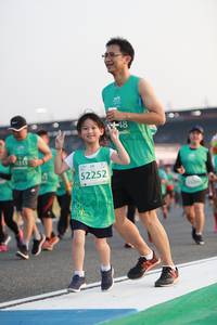 BIB: 52252
                            <button type="button" onclick="openModal(10571399)" class="btn btn-primary btn-sm float-right btn-popup" data-toggle="modal" data-target=".modal-high-quality">
                        <i class="fas fa-shopping-cart"></i> Add to Cart
                    </button>
                                            <button type="button" onclick="isThisMe(10571399, true)" class="btn btn-success btn-sm float-right btn-popup btn-isme hidden" data-toggle="tooltip" data-placement="bottom" title="นี่คือรูปของคุณใช่ไหม คลิกที่นี่เพื่อเอาเข้าอัลบั้ม">
                        <i class="fas fa-plus"></i> Add to album
                    </button>
                    <button type="button" onclick="isThisMe(10571399, false)" class="btn btn-warning btn-sm float-right btn-popup btn-isnotme hidden">
                        <i class="fas fa-ban"></i> Remove from album
                    </button>