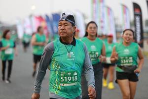 BIB: 3418, 51918
                            <button type="button" onclick="openModal(10570417)" class="btn btn-primary btn-sm float-right btn-popup" data-toggle="modal" data-target=".modal-high-quality">
                        <i class="fas fa-shopping-cart"></i> Add to Cart
                    </button>
                                            <button type="button" onclick="isThisMe(10570417, true)" class="btn btn-success btn-sm float-right btn-popup btn-isme hidden" data-toggle="tooltip" data-placement="bottom" title="นี่คือรูปของคุณใช่ไหม คลิกที่นี่เพื่อเอาเข้าอัลบั้ม">
                        <i class="fas fa-plus"></i> Add to album
                    </button>
                    <button type="button" onclick="isThisMe(10570417, false)" class="btn btn-warning btn-sm float-right btn-popup btn-isnotme hidden">
                        <i class="fas fa-ban"></i> Remove from album
                    </button>