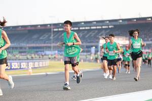 BIB: 1620, 52340
                            <button type="button" onclick="openModal(10570794)" class="btn btn-primary btn-sm float-right btn-popup" data-toggle="modal" data-target=".modal-high-quality">
                        <i class="fas fa-shopping-cart"></i> Add to Cart
                    </button>
                                            <button type="button" onclick="isThisMe(10570794, true)" class="btn btn-success btn-sm float-right btn-popup btn-isme hidden" data-toggle="tooltip" data-placement="bottom" title="นี่คือรูปของคุณใช่ไหม คลิกที่นี่เพื่อเอาเข้าอัลบั้ม">
                        <i class="fas fa-plus"></i> Add to album
                    </button>
                    <button type="button" onclick="isThisMe(10570794, false)" class="btn btn-warning btn-sm float-right btn-popup btn-isnotme hidden">
                        <i class="fas fa-ban"></i> Remove from album
                    </button>