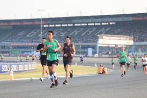 BIB: 648
                            <button type="button" onclick="openModal(10559162)" class="btn btn-primary btn-sm float-right btn-popup" data-toggle="modal" data-target=".modal-high-quality">
                        <i class="fas fa-shopping-cart"></i> Add to Cart
                    </button>
                                            <button type="button" onclick="isThisMe(10559162, true)" class="btn btn-success btn-sm float-right btn-popup btn-isme hidden" data-toggle="tooltip" data-placement="bottom" title="นี่คือรูปของคุณใช่ไหม คลิกที่นี่เพื่อเอาเข้าอัลบั้ม">
                        <i class="fas fa-plus"></i> Add to album
                    </button>
                    <button type="button" onclick="isThisMe(10559162, false)" class="btn btn-warning btn-sm float-right btn-popup btn-isnotme hidden">
                        <i class="fas fa-ban"></i> Remove from album
                    </button>