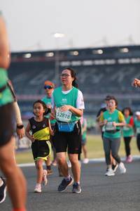 BIB: 52818
                            <button type="button" onclick="openModal(10569861)" class="btn btn-primary btn-sm float-right btn-popup" data-toggle="modal" data-target=".modal-high-quality">
                        <i class="fas fa-shopping-cart"></i> Add to Cart
                    </button>
                                            <button type="button" onclick="isThisMe(10569861, true)" class="btn btn-success btn-sm float-right btn-popup btn-isme hidden" data-toggle="tooltip" data-placement="bottom" title="นี่คือรูปของคุณใช่ไหม คลิกที่นี่เพื่อเอาเข้าอัลบั้ม">
                        <i class="fas fa-plus"></i> Add to album
                    </button>
                    <button type="button" onclick="isThisMe(10569861, false)" class="btn btn-warning btn-sm float-right btn-popup btn-isnotme hidden">
                        <i class="fas fa-ban"></i> Remove from album
                    </button>