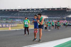 BIB: 
                            <button type="button" onclick="openModal(10571599)" class="btn btn-primary btn-sm float-right btn-popup" data-toggle="modal" data-target=".modal-high-quality">
                        <i class="fas fa-shopping-cart"></i> Add to Cart
                    </button>
                                            <button type="button" onclick="isThisMe(10571599, true)" class="btn btn-success btn-sm float-right btn-popup btn-isme hidden" data-toggle="tooltip" data-placement="bottom" title="นี่คือรูปของคุณใช่ไหม คลิกที่นี่เพื่อเอาเข้าอัลบั้ม">
                        <i class="fas fa-plus"></i> Add to album
                    </button>
                    <button type="button" onclick="isThisMe(10571599, false)" class="btn btn-warning btn-sm float-right btn-popup btn-isnotme hidden">
                        <i class="fas fa-ban"></i> Remove from album
                    </button>