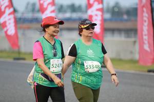BIB: 52470, 53348
                            <button type="button" onclick="openModal(10571992)" class="btn btn-primary btn-sm float-right btn-popup" data-toggle="modal" data-target=".modal-high-quality">
                        <i class="fas fa-shopping-cart"></i> Add to Cart
                    </button>
                                            <button type="button" onclick="isThisMe(10571992, true)" class="btn btn-success btn-sm float-right btn-popup btn-isme hidden" data-toggle="tooltip" data-placement="bottom" title="นี่คือรูปของคุณใช่ไหม คลิกที่นี่เพื่อเอาเข้าอัลบั้ม">
                        <i class="fas fa-plus"></i> Add to album
                    </button>
                    <button type="button" onclick="isThisMe(10571992, false)" class="btn btn-warning btn-sm float-right btn-popup btn-isnotme hidden">
                        <i class="fas fa-ban"></i> Remove from album
                    </button>