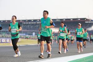 BIB: 50327, 52457, 1028
                            <button type="button" onclick="openModal(10570953)" class="btn btn-primary btn-sm float-right btn-popup" data-toggle="modal" data-target=".modal-high-quality">
                        <i class="fas fa-shopping-cart"></i> Add to Cart
                    </button>
                                            <button type="button" onclick="isThisMe(10570953, true)" class="btn btn-success btn-sm float-right btn-popup btn-isme hidden" data-toggle="tooltip" data-placement="bottom" title="นี่คือรูปของคุณใช่ไหม คลิกที่นี่เพื่อเอาเข้าอัลบั้ม">
                        <i class="fas fa-plus"></i> Add to album
                    </button>
                    <button type="button" onclick="isThisMe(10570953, false)" class="btn btn-warning btn-sm float-right btn-popup btn-isnotme hidden">
                        <i class="fas fa-ban"></i> Remove from album
                    </button>