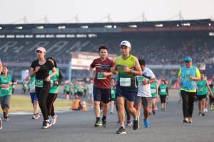 BIB: 5161, 517, 0899, 407, 
                            <button type="button" onclick="openModal(10570011)" class="btn btn-primary btn-sm float-right btn-popup" data-toggle="modal" data-target=".modal-high-quality">
                        <i class="fas fa-shopping-cart"></i> Add to Cart
                    </button>
                                            <button type="button" onclick="isThisMe(10570011, true)" class="btn btn-success btn-sm float-right btn-popup btn-isme hidden" data-toggle="tooltip" data-placement="bottom" title="นี่คือรูปของคุณใช่ไหม คลิกที่นี่เพื่อเอาเข้าอัลบั้ม">
                        <i class="fas fa-plus"></i> Add to album
                    </button>
                    <button type="button" onclick="isThisMe(10570011, false)" class="btn btn-warning btn-sm float-right btn-popup btn-isnotme hidden">
                        <i class="fas fa-ban"></i> Remove from album
                    </button>