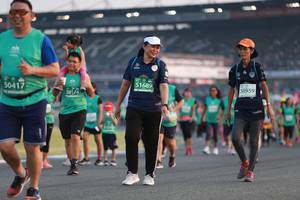 BIB: 51689, 50417, 50959
                            <button type="button" onclick="openModal(10570208)" class="btn btn-primary btn-sm float-right btn-popup" data-toggle="modal" data-target=".modal-high-quality">
                        <i class="fas fa-shopping-cart"></i> Add to Cart
                    </button>
                                            <button type="button" onclick="isThisMe(10570208, true)" class="btn btn-success btn-sm float-right btn-popup btn-isme hidden" data-toggle="tooltip" data-placement="bottom" title="นี่คือรูปของคุณใช่ไหม คลิกที่นี่เพื่อเอาเข้าอัลบั้ม">
                        <i class="fas fa-plus"></i> Add to album
                    </button>
                    <button type="button" onclick="isThisMe(10570208, false)" class="btn btn-warning btn-sm float-right btn-popup btn-isnotme hidden">
                        <i class="fas fa-ban"></i> Remove from album
                    </button>