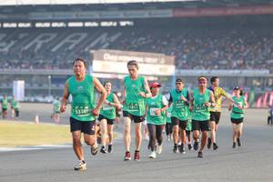 BIB: 5011, 53389
                            <button type="button" onclick="openModal(10570650)" class="btn btn-primary btn-sm float-right btn-popup" data-toggle="modal" data-target=".modal-high-quality">
                        <i class="fas fa-shopping-cart"></i> Add to Cart
                    </button>
                                            <button type="button" onclick="isThisMe(10570650, true)" class="btn btn-success btn-sm float-right btn-popup btn-isme hidden" data-toggle="tooltip" data-placement="bottom" title="นี่คือรูปของคุณใช่ไหม คลิกที่นี่เพื่อเอาเข้าอัลบั้ม">
                        <i class="fas fa-plus"></i> Add to album
                    </button>
                    <button type="button" onclick="isThisMe(10570650, false)" class="btn btn-warning btn-sm float-right btn-popup btn-isnotme hidden">
                        <i class="fas fa-ban"></i> Remove from album
                    </button>