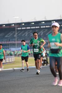 BIB: 3154, 2541
                            <button type="button" onclick="openModal(10571237)" class="btn btn-primary btn-sm float-right btn-popup" data-toggle="modal" data-target=".modal-high-quality">
                        <i class="fas fa-shopping-cart"></i> Add to Cart
                    </button>
                                            <button type="button" onclick="isThisMe(10571237, true)" class="btn btn-success btn-sm float-right btn-popup btn-isme hidden" data-toggle="tooltip" data-placement="bottom" title="นี่คือรูปของคุณใช่ไหม คลิกที่นี่เพื่อเอาเข้าอัลบั้ม">
                        <i class="fas fa-plus"></i> Add to album
                    </button>
                    <button type="button" onclick="isThisMe(10571237, false)" class="btn btn-warning btn-sm float-right btn-popup btn-isnotme hidden">
                        <i class="fas fa-ban"></i> Remove from album
                    </button>