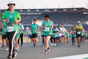 BIB: 898, 2963
                            <button type="button" onclick="openModal(10570012)" class="btn btn-primary btn-sm float-right btn-popup" data-toggle="modal" data-target=".modal-high-quality">
                        <i class="fas fa-shopping-cart"></i> Add to Cart
                    </button>
                                            <button type="button" onclick="isThisMe(10570012, true)" class="btn btn-success btn-sm float-right btn-popup btn-isme hidden" data-toggle="tooltip" data-placement="bottom" title="นี่คือรูปของคุณใช่ไหม คลิกที่นี่เพื่อเอาเข้าอัลบั้ม">
                        <i class="fas fa-plus"></i> Add to album
                    </button>
                    <button type="button" onclick="isThisMe(10570012, false)" class="btn btn-warning btn-sm float-right btn-popup btn-isnotme hidden">
                        <i class="fas fa-ban"></i> Remove from album
                    </button>