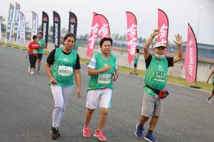 BIB: 50311, 80855, 80857
                            <button type="button" onclick="openModal(10570388)" class="btn btn-primary btn-sm float-right btn-popup" data-toggle="modal" data-target=".modal-high-quality">
                        <i class="fas fa-shopping-cart"></i> Add to Cart
                    </button>
                                            <button type="button" onclick="isThisMe(10570388, true)" class="btn btn-success btn-sm float-right btn-popup btn-isme hidden" data-toggle="tooltip" data-placement="bottom" title="นี่คือรูปของคุณใช่ไหม คลิกที่นี่เพื่อเอาเข้าอัลบั้ม">
                        <i class="fas fa-plus"></i> Add to album
                    </button>
                    <button type="button" onclick="isThisMe(10570388, false)" class="btn btn-warning btn-sm float-right btn-popup btn-isnotme hidden">
                        <i class="fas fa-ban"></i> Remove from album
                    </button>