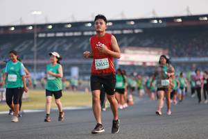 BIB: 52652
                            <button type="button" onclick="openModal(10569956)" class="btn btn-primary btn-sm float-right btn-popup" data-toggle="modal" data-target=".modal-high-quality">
                        <i class="fas fa-shopping-cart"></i> Add to Cart
                    </button>
                                            <button type="button" onclick="isThisMe(10569956, true)" class="btn btn-success btn-sm float-right btn-popup btn-isme hidden" data-toggle="tooltip" data-placement="bottom" title="นี่คือรูปของคุณใช่ไหม คลิกที่นี่เพื่อเอาเข้าอัลบั้ม">
                        <i class="fas fa-plus"></i> Add to album
                    </button>
                    <button type="button" onclick="isThisMe(10569956, false)" class="btn btn-warning btn-sm float-right btn-popup btn-isnotme hidden">
                        <i class="fas fa-ban"></i> Remove from album
                    </button>