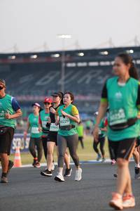 BIB: 80229, 0960
                            <button type="button" onclick="openModal(10569866)" class="btn btn-primary btn-sm float-right btn-popup" data-toggle="modal" data-target=".modal-high-quality">
                        <i class="fas fa-shopping-cart"></i> Add to Cart
                    </button>
                                            <button type="button" onclick="isThisMe(10569866, true)" class="btn btn-success btn-sm float-right btn-popup btn-isme hidden" data-toggle="tooltip" data-placement="bottom" title="นี่คือรูปของคุณใช่ไหม คลิกที่นี่เพื่อเอาเข้าอัลบั้ม">
                        <i class="fas fa-plus"></i> Add to album
                    </button>
                    <button type="button" onclick="isThisMe(10569866, false)" class="btn btn-warning btn-sm float-right btn-popup btn-isnotme hidden">
                        <i class="fas fa-ban"></i> Remove from album
                    </button>