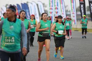 BIB: 5418, 5239, 1918
                            <button type="button" onclick="openModal(10570415)" class="btn btn-primary btn-sm float-right btn-popup" data-toggle="modal" data-target=".modal-high-quality">
                        <i class="fas fa-shopping-cart"></i> Add to Cart
                    </button>
                                            <button type="button" onclick="isThisMe(10570415, true)" class="btn btn-success btn-sm float-right btn-popup btn-isme hidden" data-toggle="tooltip" data-placement="bottom" title="นี่คือรูปของคุณใช่ไหม คลิกที่นี่เพื่อเอาเข้าอัลบั้ม">
                        <i class="fas fa-plus"></i> Add to album
                    </button>
                    <button type="button" onclick="isThisMe(10570415, false)" class="btn btn-warning btn-sm float-right btn-popup btn-isnotme hidden">
                        <i class="fas fa-ban"></i> Remove from album
                    </button>