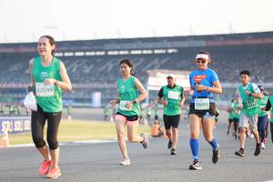 BIB: 52599, 50605, 51581
                            <button type="button" onclick="openModal(10570702)" class="btn btn-primary btn-sm float-right btn-popup" data-toggle="modal" data-target=".modal-high-quality">
                        <i class="fas fa-shopping-cart"></i> Add to Cart
                    </button>
                                            <button type="button" onclick="isThisMe(10570702, true)" class="btn btn-success btn-sm float-right btn-popup btn-isme hidden" data-toggle="tooltip" data-placement="bottom" title="นี่คือรูปของคุณใช่ไหม คลิกที่นี่เพื่อเอาเข้าอัลบั้ม">
                        <i class="fas fa-plus"></i> Add to album
                    </button>
                    <button type="button" onclick="isThisMe(10570702, false)" class="btn btn-warning btn-sm float-right btn-popup btn-isnotme hidden">
                        <i class="fas fa-ban"></i> Remove from album
                    </button>