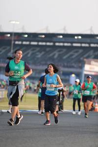 BIB: 1600, 3007
                            <button type="button" onclick="openModal(10571281)" class="btn btn-primary btn-sm float-right btn-popup" data-toggle="modal" data-target=".modal-high-quality">
                        <i class="fas fa-shopping-cart"></i> Add to Cart
                    </button>
                                            <button type="button" onclick="isThisMe(10571281, true)" class="btn btn-success btn-sm float-right btn-popup btn-isme hidden" data-toggle="tooltip" data-placement="bottom" title="นี่คือรูปของคุณใช่ไหม คลิกที่นี่เพื่อเอาเข้าอัลบั้ม">
                        <i class="fas fa-plus"></i> Add to album
                    </button>
                    <button type="button" onclick="isThisMe(10571281, false)" class="btn btn-warning btn-sm float-right btn-popup btn-isnotme hidden">
                        <i class="fas fa-ban"></i> Remove from album
                    </button>