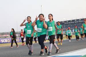 BIB: 2201, 53029, 2203
                            <button type="button" onclick="openModal(10571480)" class="btn btn-primary btn-sm float-right btn-popup" data-toggle="modal" data-target=".modal-high-quality">
                        <i class="fas fa-shopping-cart"></i> Add to Cart
                    </button>
                                            <button type="button" onclick="isThisMe(10571480, true)" class="btn btn-success btn-sm float-right btn-popup btn-isme hidden" data-toggle="tooltip" data-placement="bottom" title="นี่คือรูปของคุณใช่ไหม คลิกที่นี่เพื่อเอาเข้าอัลบั้ม">
                        <i class="fas fa-plus"></i> Add to album
                    </button>
                    <button type="button" onclick="isThisMe(10571480, false)" class="btn btn-warning btn-sm float-right btn-popup btn-isnotme hidden">
                        <i class="fas fa-ban"></i> Remove from album
                    </button>