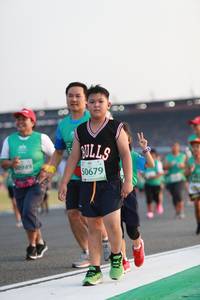 BIB: 0949, 50679
                            <button type="button" onclick="openModal(10571401)" class="btn btn-primary btn-sm float-right btn-popup" data-toggle="modal" data-target=".modal-high-quality">
                        <i class="fas fa-shopping-cart"></i> Add to Cart
                    </button>
                                            <button type="button" onclick="isThisMe(10571401, true)" class="btn btn-success btn-sm float-right btn-popup btn-isme hidden" data-toggle="tooltip" data-placement="bottom" title="นี่คือรูปของคุณใช่ไหม คลิกที่นี่เพื่อเอาเข้าอัลบั้ม">
                        <i class="fas fa-plus"></i> Add to album
                    </button>
                    <button type="button" onclick="isThisMe(10571401, false)" class="btn btn-warning btn-sm float-right btn-popup btn-isnotme hidden">
                        <i class="fas fa-ban"></i> Remove from album
                    </button>