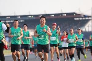 BIB: 51776, 50229, 52729, 50757
                            <button type="button" onclick="openModal(10571038)" class="btn btn-primary btn-sm float-right btn-popup" data-toggle="modal" data-target=".modal-high-quality">
                        <i class="fas fa-shopping-cart"></i> Add to Cart
                    </button>
                                            <button type="button" onclick="isThisMe(10571038, true)" class="btn btn-success btn-sm float-right btn-popup btn-isme hidden" data-toggle="tooltip" data-placement="bottom" title="นี่คือรูปของคุณใช่ไหม คลิกที่นี่เพื่อเอาเข้าอัลบั้ม">
                        <i class="fas fa-plus"></i> Add to album
                    </button>
                    <button type="button" onclick="isThisMe(10571038, false)" class="btn btn-warning btn-sm float-right btn-popup btn-isnotme hidden">
                        <i class="fas fa-ban"></i> Remove from album
                    </button>