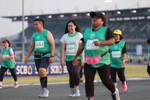 BIB: 51254, 51093, 53244
                            <button type="button" onclick="openModal(10571598)" class="btn btn-primary btn-sm float-right btn-popup" data-toggle="modal" data-target=".modal-high-quality">
                        <i class="fas fa-shopping-cart"></i> Add to Cart
                    </button>
                                            <button type="button" onclick="isThisMe(10571598, true)" class="btn btn-success btn-sm float-right btn-popup btn-isme hidden" data-toggle="tooltip" data-placement="bottom" title="นี่คือรูปของคุณใช่ไหม คลิกที่นี่เพื่อเอาเข้าอัลบั้ม">
                        <i class="fas fa-plus"></i> Add to album
                    </button>
                    <button type="button" onclick="isThisMe(10571598, false)" class="btn btn-warning btn-sm float-right btn-popup btn-isnotme hidden">
                        <i class="fas fa-ban"></i> Remove from album
                    </button>