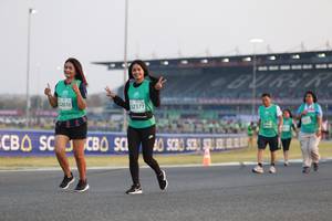 BIB: 2610, 52371
                            <button type="button" onclick="openModal(10570172)" class="btn btn-primary btn-sm float-right btn-popup" data-toggle="modal" data-target=".modal-high-quality">
                        <i class="fas fa-shopping-cart"></i> Add to Cart
                    </button>
                                            <button type="button" onclick="isThisMe(10570172, true)" class="btn btn-success btn-sm float-right btn-popup btn-isme hidden" data-toggle="tooltip" data-placement="bottom" title="นี่คือรูปของคุณใช่ไหม คลิกที่นี่เพื่อเอาเข้าอัลบั้ม">
                        <i class="fas fa-plus"></i> Add to album
                    </button>
                    <button type="button" onclick="isThisMe(10570172, false)" class="btn btn-warning btn-sm float-right btn-popup btn-isnotme hidden">
                        <i class="fas fa-ban"></i> Remove from album
                    </button>