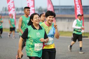 BIB: 012, 53201
                            <button type="button" onclick="openModal(10571944)" class="btn btn-primary btn-sm float-right btn-popup" data-toggle="modal" data-target=".modal-high-quality">
                        <i class="fas fa-shopping-cart"></i> Add to Cart
                    </button>
                                            <button type="button" onclick="isThisMe(10571944, true)" class="btn btn-success btn-sm float-right btn-popup btn-isme hidden" data-toggle="tooltip" data-placement="bottom" title="นี่คือรูปของคุณใช่ไหม คลิกที่นี่เพื่อเอาเข้าอัลบั้ม">
                        <i class="fas fa-plus"></i> Add to album
                    </button>
                    <button type="button" onclick="isThisMe(10571944, false)" class="btn btn-warning btn-sm float-right btn-popup btn-isnotme hidden">
                        <i class="fas fa-ban"></i> Remove from album
                    </button>