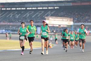 BIB: 014, 0587, 31623, 52328
                            <button type="button" onclick="openModal(10570636)" class="btn btn-primary btn-sm float-right btn-popup" data-toggle="modal" data-target=".modal-high-quality">
                        <i class="fas fa-shopping-cart"></i> Add to Cart
                    </button>
                                            <button type="button" onclick="isThisMe(10570636, true)" class="btn btn-success btn-sm float-right btn-popup btn-isme hidden" data-toggle="tooltip" data-placement="bottom" title="นี่คือรูปของคุณใช่ไหม คลิกที่นี่เพื่อเอาเข้าอัลบั้ม">
                        <i class="fas fa-plus"></i> Add to album
                    </button>
                    <button type="button" onclick="isThisMe(10570636, false)" class="btn btn-warning btn-sm float-right btn-popup btn-isnotme hidden">
                        <i class="fas fa-ban"></i> Remove from album
                    </button>