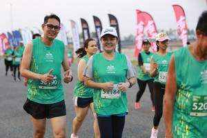 BIB: 523, 5090, 1184, 520
                            <button type="button" onclick="openModal(10571929)" class="btn btn-primary btn-sm float-right btn-popup" data-toggle="modal" data-target=".modal-high-quality">
                        <i class="fas fa-shopping-cart"></i> Add to Cart
                    </button>
                                            <button type="button" onclick="isThisMe(10571929, true)" class="btn btn-success btn-sm float-right btn-popup btn-isme hidden" data-toggle="tooltip" data-placement="bottom" title="นี่คือรูปของคุณใช่ไหม คลิกที่นี่เพื่อเอาเข้าอัลบั้ม">
                        <i class="fas fa-plus"></i> Add to album
                    </button>
                    <button type="button" onclick="isThisMe(10571929, false)" class="btn btn-warning btn-sm float-right btn-popup btn-isnotme hidden">
                        <i class="fas fa-ban"></i> Remove from album
                    </button>