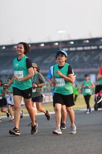 BIB: 481, 2811
                            <button type="button" onclick="openModal(10571378)" class="btn btn-primary btn-sm float-right btn-popup" data-toggle="modal" data-target=".modal-high-quality">
                        <i class="fas fa-shopping-cart"></i> Add to Cart
                    </button>
                                            <button type="button" onclick="isThisMe(10571378, true)" class="btn btn-success btn-sm float-right btn-popup btn-isme hidden" data-toggle="tooltip" data-placement="bottom" title="นี่คือรูปของคุณใช่ไหม คลิกที่นี่เพื่อเอาเข้าอัลบั้ม">
                        <i class="fas fa-plus"></i> Add to album
                    </button>
                    <button type="button" onclick="isThisMe(10571378, false)" class="btn btn-warning btn-sm float-right btn-popup btn-isnotme hidden">
                        <i class="fas fa-ban"></i> Remove from album
                    </button>