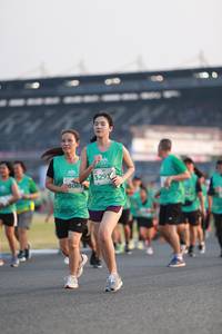 BIB: 5295, 806
                            <button type="button" onclick="openModal(10571251)" class="btn btn-primary btn-sm float-right btn-popup" data-toggle="modal" data-target=".modal-high-quality">
                        <i class="fas fa-shopping-cart"></i> Add to Cart
                    </button>
                                            <button type="button" onclick="isThisMe(10571251, true)" class="btn btn-success btn-sm float-right btn-popup btn-isme hidden" data-toggle="tooltip" data-placement="bottom" title="นี่คือรูปของคุณใช่ไหม คลิกที่นี่เพื่อเอาเข้าอัลบั้ม">
                        <i class="fas fa-plus"></i> Add to album
                    </button>
                    <button type="button" onclick="isThisMe(10571251, false)" class="btn btn-warning btn-sm float-right btn-popup btn-isnotme hidden">
                        <i class="fas fa-ban"></i> Remove from album
                    </button>