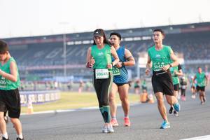 BIB: 5042, 1532, 50648
                            <button type="button" onclick="openModal(10570735)" class="btn btn-primary btn-sm float-right btn-popup" data-toggle="modal" data-target=".modal-high-quality">
                        <i class="fas fa-shopping-cart"></i> Add to Cart
                    </button>
                                            <button type="button" onclick="isThisMe(10570735, true)" class="btn btn-success btn-sm float-right btn-popup btn-isme hidden" data-toggle="tooltip" data-placement="bottom" title="นี่คือรูปของคุณใช่ไหม คลิกที่นี่เพื่อเอาเข้าอัลบั้ม">
                        <i class="fas fa-plus"></i> Add to album
                    </button>
                    <button type="button" onclick="isThisMe(10570735, false)" class="btn btn-warning btn-sm float-right btn-popup btn-isnotme hidden">
                        <i class="fas fa-ban"></i> Remove from album
                    </button>