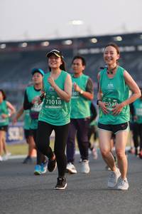 BIB: 71018
                            <button type="button" onclick="openModal(10569908)" class="btn btn-primary btn-sm float-right btn-popup" data-toggle="modal" data-target=".modal-high-quality">
                        <i class="fas fa-shopping-cart"></i> Add to Cart
                    </button>
                                            <button type="button" onclick="isThisMe(10569908, true)" class="btn btn-success btn-sm float-right btn-popup btn-isme hidden" data-toggle="tooltip" data-placement="bottom" title="นี่คือรูปของคุณใช่ไหม คลิกที่นี่เพื่อเอาเข้าอัลบั้ม">
                        <i class="fas fa-plus"></i> Add to album
                    </button>
                    <button type="button" onclick="isThisMe(10569908, false)" class="btn btn-warning btn-sm float-right btn-popup btn-isnotme hidden">
                        <i class="fas fa-ban"></i> Remove from album
                    </button>