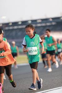 BIB: 50518
                            <button type="button" onclick="openModal(10571183)" class="btn btn-primary btn-sm float-right btn-popup" data-toggle="modal" data-target=".modal-high-quality">
                        <i class="fas fa-shopping-cart"></i> Add to Cart
                    </button>
                                            <button type="button" onclick="isThisMe(10571183, true)" class="btn btn-success btn-sm float-right btn-popup btn-isme hidden" data-toggle="tooltip" data-placement="bottom" title="นี่คือรูปของคุณใช่ไหม คลิกที่นี่เพื่อเอาเข้าอัลบั้ม">
                        <i class="fas fa-plus"></i> Add to album
                    </button>
                    <button type="button" onclick="isThisMe(10571183, false)" class="btn btn-warning btn-sm float-right btn-popup btn-isnotme hidden">
                        <i class="fas fa-ban"></i> Remove from album
                    </button>