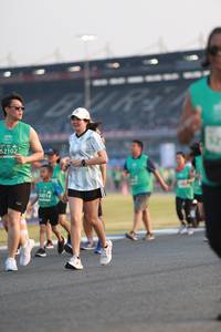 BIB: 52102, 0014
                            <button type="button" onclick="openModal(10569792)" class="btn btn-primary btn-sm float-right btn-popup" data-toggle="modal" data-target=".modal-high-quality">
                        <i class="fas fa-shopping-cart"></i> Add to Cart
                    </button>
                                            <button type="button" onclick="isThisMe(10569792, true)" class="btn btn-success btn-sm float-right btn-popup btn-isme hidden" data-toggle="tooltip" data-placement="bottom" title="นี่คือรูปของคุณใช่ไหม คลิกที่นี่เพื่อเอาเข้าอัลบั้ม">
                        <i class="fas fa-plus"></i> Add to album
                    </button>
                    <button type="button" onclick="isThisMe(10569792, false)" class="btn btn-warning btn-sm float-right btn-popup btn-isnotme hidden">
                        <i class="fas fa-ban"></i> Remove from album
                    </button>