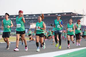 BIB: 5307, 52729, 503, 528, 50759
                            <button type="button" onclick="openModal(10571043)" class="btn btn-primary btn-sm float-right btn-popup" data-toggle="modal" data-target=".modal-high-quality">
                        <i class="fas fa-shopping-cart"></i> Add to Cart
                    </button>
                                            <button type="button" onclick="isThisMe(10571043, true)" class="btn btn-success btn-sm float-right btn-popup btn-isme hidden" data-toggle="tooltip" data-placement="bottom" title="นี่คือรูปของคุณใช่ไหม คลิกที่นี่เพื่อเอาเข้าอัลบั้ม">
                        <i class="fas fa-plus"></i> Add to album
                    </button>
                    <button type="button" onclick="isThisMe(10571043, false)" class="btn btn-warning btn-sm float-right btn-popup btn-isnotme hidden">
                        <i class="fas fa-ban"></i> Remove from album
                    </button>