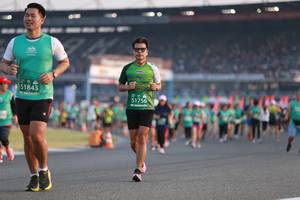 BIB: 1843, 51756
                            <button type="button" onclick="openModal(10569969)" class="btn btn-primary btn-sm float-right btn-popup" data-toggle="modal" data-target=".modal-high-quality">
                        <i class="fas fa-shopping-cart"></i> Add to Cart
                    </button>
                                            <button type="button" onclick="isThisMe(10569969, true)" class="btn btn-success btn-sm float-right btn-popup btn-isme hidden" data-toggle="tooltip" data-placement="bottom" title="นี่คือรูปของคุณใช่ไหม คลิกที่นี่เพื่อเอาเข้าอัลบั้ม">
                        <i class="fas fa-plus"></i> Add to album
                    </button>
                    <button type="button" onclick="isThisMe(10569969, false)" class="btn btn-warning btn-sm float-right btn-popup btn-isnotme hidden">
                        <i class="fas fa-ban"></i> Remove from album
                    </button>