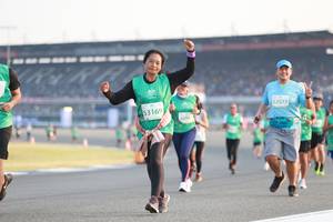 BIB: 2577, 53169
                            <button type="button" onclick="openModal(10570705)" class="btn btn-primary btn-sm float-right btn-popup" data-toggle="modal" data-target=".modal-high-quality">
                        <i class="fas fa-shopping-cart"></i> Add to Cart
                    </button>
                                            <button type="button" onclick="isThisMe(10570705, true)" class="btn btn-success btn-sm float-right btn-popup btn-isme hidden" data-toggle="tooltip" data-placement="bottom" title="นี่คือรูปของคุณใช่ไหม คลิกที่นี่เพื่อเอาเข้าอัลบั้ม">
                        <i class="fas fa-plus"></i> Add to album
                    </button>
                    <button type="button" onclick="isThisMe(10570705, false)" class="btn btn-warning btn-sm float-right btn-popup btn-isnotme hidden">
                        <i class="fas fa-ban"></i> Remove from album
                    </button>